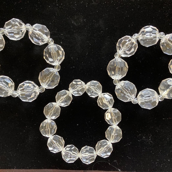 3 Chunky Clear Faceted Bead Stretch Bracelets/2 Larger Beads/1 Smaller Beads - Picture 1 of 2